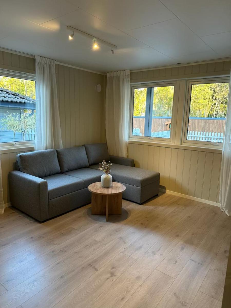 Lys Rent Og Trivelig Hybelleilighet Kristiansand Zewnętrze zdjęcie